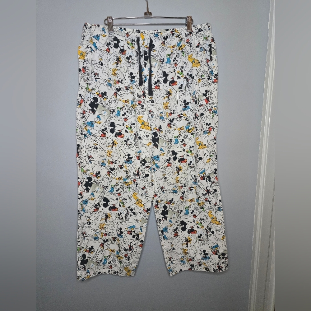 Disney Pajamas - Mickey, Pluto, Donald Duck And More, Size Large